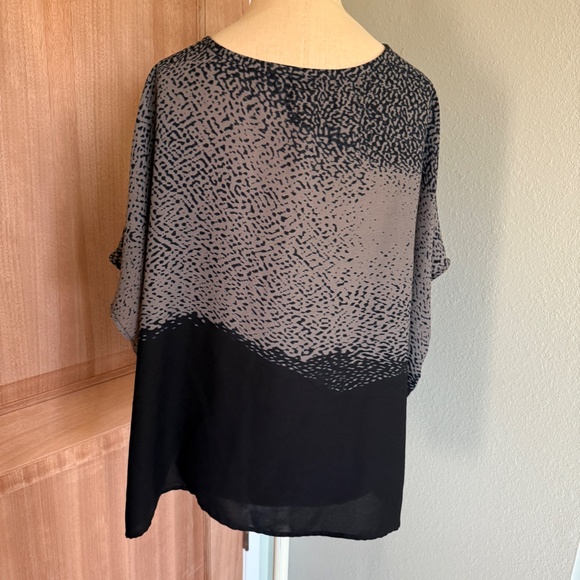Joan Vass Black Gray Tunic Top Small - Picture 9 of 10